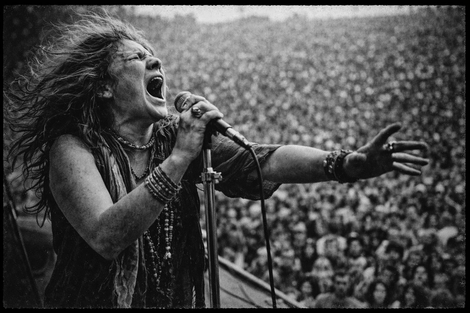 Janis Joplin al estilo fotográfico de Diane Arbus